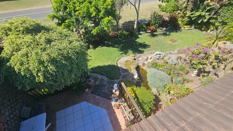 6 Bedroom Property for Sale in Fraaiuitsig Western Cape